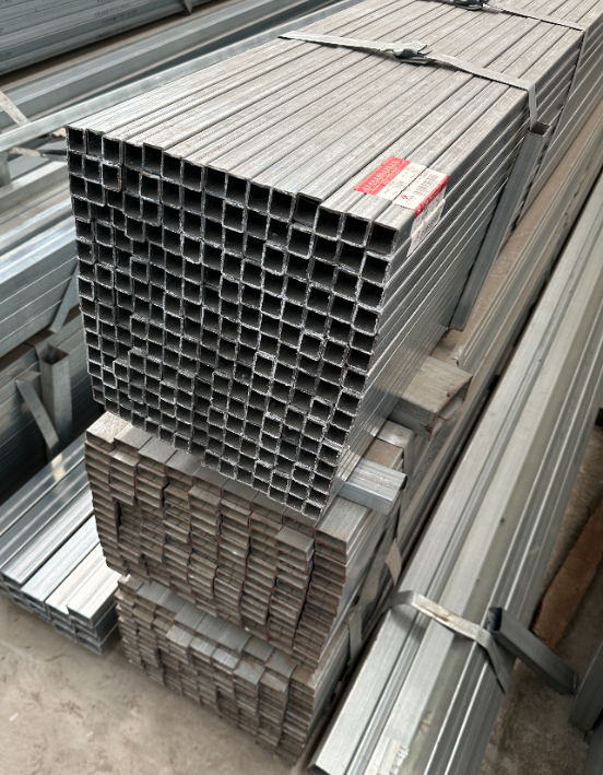 金山现货供应30*50*2镀锌方管50*80*3.0 20*20*1.5 20*40*2.0规格齐全